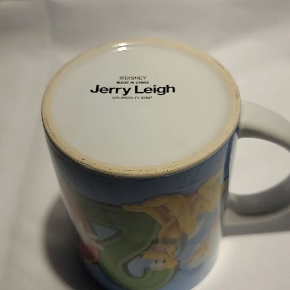 Large Disney mug - Picture 4 of 4